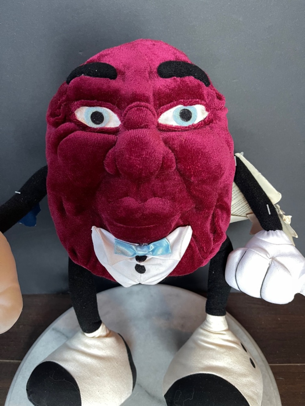 1987 applause collectors California raisin plush. All original tags rare.